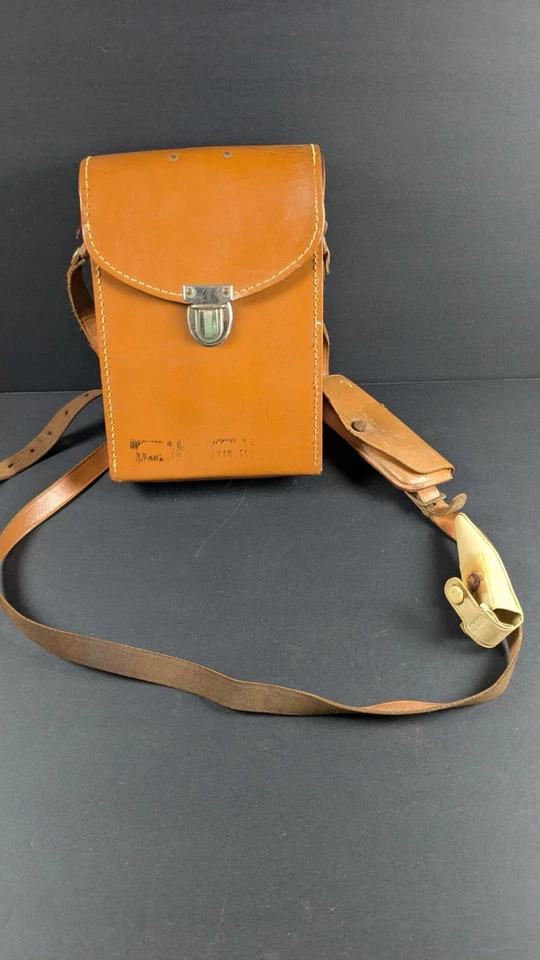 Vintage Hard Leather Carrying Case Bag for  Polaroid Highlander Land Camera - Image 1 of 4