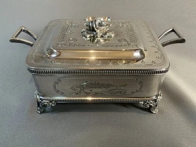Exquisita caja antigua de sardina con patas de plata Walker & Hall Sheffield 19 C. Foto 1 de 4
