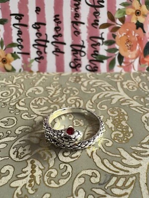 Anillo de plata serpiente con ojo de gema roja Foto 1 de 2