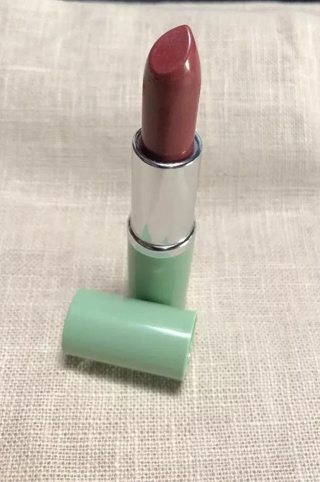 Clinique Long Last  Lipstick BEAUTY Green Tube (NOT MATTE BEAUTY) - Image 1 of 1