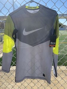 nike hyperwarm compression shirt