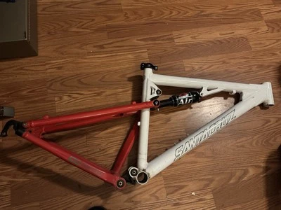 Santa Cruz Blur Lt / 4x Small Aluminum Disc Brake Mountain Bike Frame - Image 1 of 4