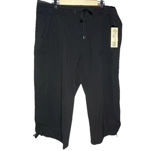 Khaki and Company Black Capris Size 18W Active Inspired Drapey Fabric NWT - Picture 1 of 7