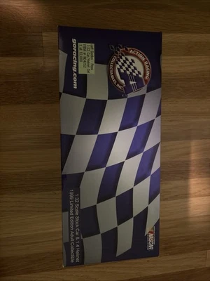 Jeff Gordon #24 1999 Pepsi conjunto de carro/capacete escala 1:32 NC4252 NASCAR lacrado em perfeito estado - Imagem 1 de 2