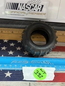 NEUMÁTICO RC VINTAGE: 1 pieza.  ~usado~ - Imagen 1 de 5