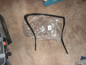 Jaguar X Type LH Rear Door Glass Run Channel Seal Part Number C2S27533 Genuine - Picture 1 of 2