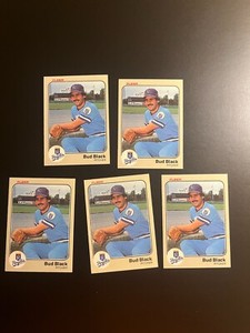 1983 Fleer Baseball Cards (1-256) - Pick The Cards to Complete Your Set