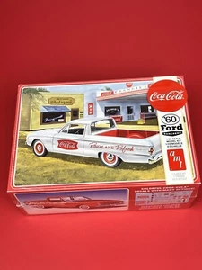 Coco-Cola Amt '60 Ford Ranchero 1:25 Scale Plastic Model Kit New - Picture 1 of 9