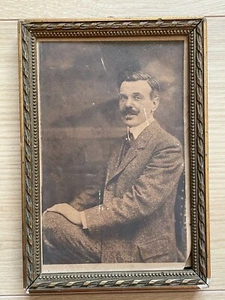 Charmant petit cadre ancien en bois doré photo portrait frame - Vintage - Picture 1 of 3