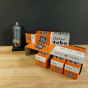 4 tubi NOS NIB GE 2E26 - Foto 1 di 3