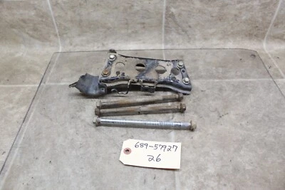 03-07 铃木 EIGER 400 原始设备制造商发动机安装固定支架螺栓 — 第 1/4 张图片