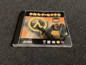 Half-Life 1998 PC CD-ROM Video Game Disc Complete in Case GOTY - Picture 1 of 3