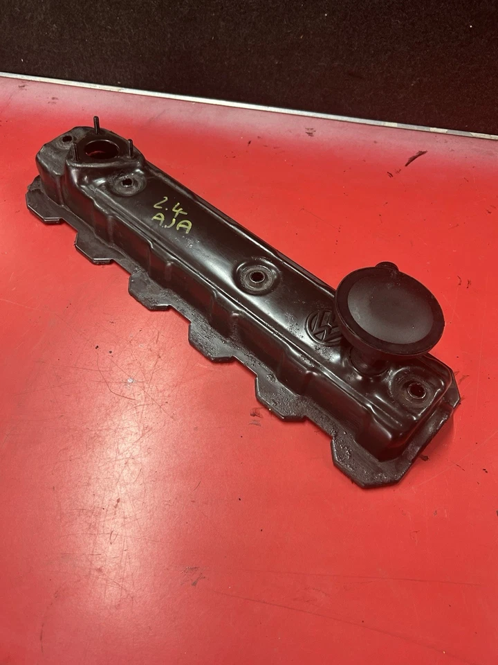 Volkswagen Transporter T4 Rocker Valve Cam Cover 074103360A 2.4 AAB AJA VW - Image 1 of 4