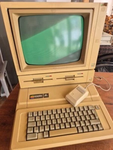Apple IIe Komplettsystem – Vintage 80er Jahre 100% Original TOP Zustand !! - Photo 1/13