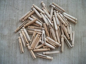Vintage Wooden Clothes Pins - Set of 60 - Picture 1 of 1