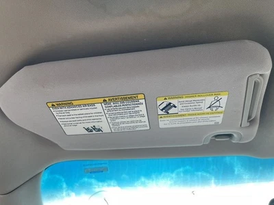 Солнцезащитный козырек водителя с подсветкой сквозной 09/30/18 подходит для 14–19 INFINITI QX60 991138 - Изображение 1 из 4