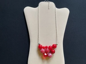 Shades Of Red Interwoven Beads Adjustable Necklace - Picture 1 of 4