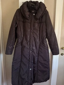 Damen-Wintermantel Frb.Pflaume 42/44 aus tollen Stoff,sauber Verarbeitet Neu 🌺 - Bild 1 von 15