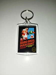 Super Mario Bros./Duck Hunt nes Keychain - Picture 1 of 2