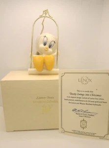 LENOX 2000 Tweety Swings Into Christmas Hand Painted with 24 Karat Gold - Picture 1 of 4