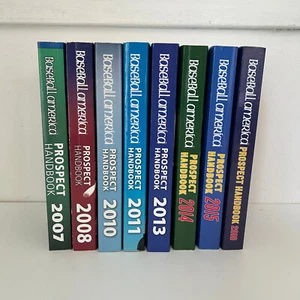 Lot of 8 Baseball America Prospect Handbook Books 2007-08 2010-11 2013-15 2018 - Imagen 1 de 6