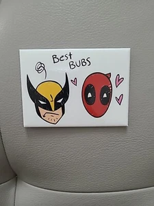 Deadpool und Wolverine BEST BUDS Magnet NEU - Bild 1 von 3