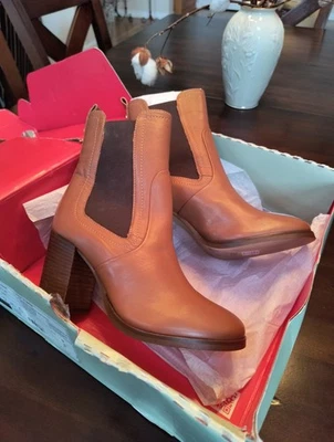 Женские сапоги TED BAKER London Daphina желтовато-коричневые кожа на каблуке размер 6 - Изображение 1 из 4