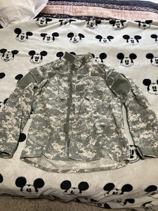 US Army ACU UCP Combat Shirt Jacket Camo Uniform - Size: Medium Regular - Bild 1 von 2