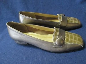 Metallic CALIFORNIA MAGDESIANS Loafers/Flats Size 6.5 N NARROW Made in USA - Picture 1 of 8