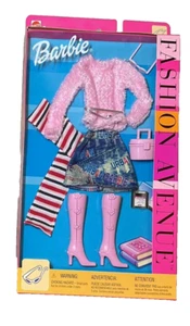 Barbie Fashion Avenue Sunglasses Pink Top Graffiti Urban Skirt HTF 2002 NRFB VTG - Picture 1 of 6