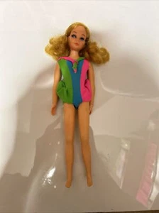 Vintage 1117 Dramatic New Living Skipper Doll - ADORABLE Blonde C20 - Picture 1 of 4