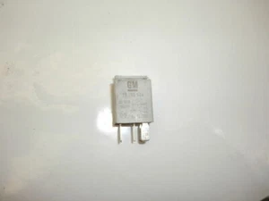 Original Opel Corsa C Relais Relay  13100504   31/13529 - Bild 1 von 2