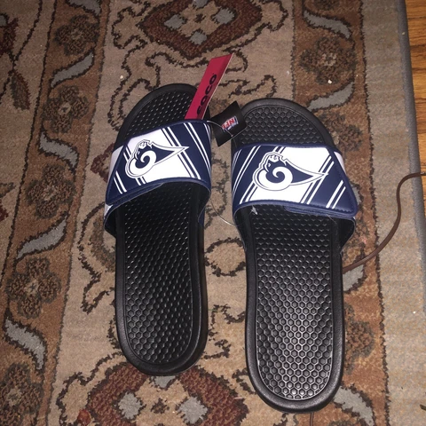 FOCO NFL Los Angeles Rams Shower Sport Flip Flops Slides Mens XL 13-14 New Cover