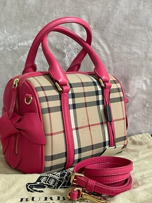burberry horseferry check now small alchester bowling 4500377216 - Image 1 of 4