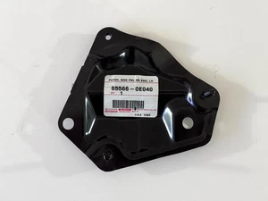 OEM l 2017-2019 Toyota Highlander Insert Quater Panel Bracket Support 655660E040 - Bild 1 von 1