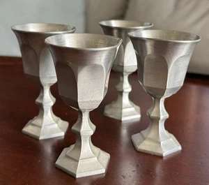Set 4 calici/bicchieri cordiali Leonard in peltro fuso a mano - Made in Japan - Foto 1 di 4