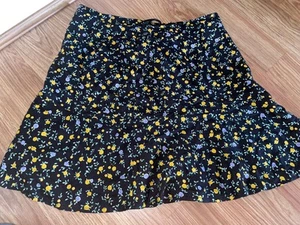 Motel Womens UK Size 8 Floral Pattern Knee Length Skirt (EX COND) - Picture 1 of 2