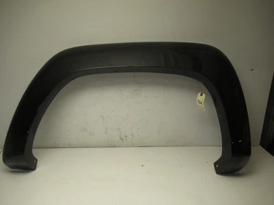 04-12 CANYON COLORADO LH REAR QUARTER FLARE MOLDING BLACK WA8555 SCRATCHES Foto 1 de 4