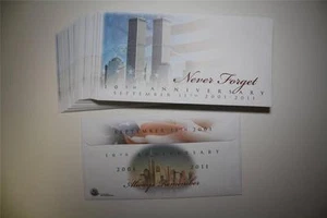 Lote de 40 sobres en caché 9/11 WORLD TRADE CENTER 10 aniversario Nunca olvides - Imagen 1 de 1