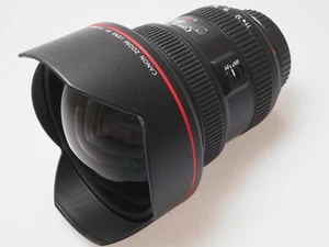 Canon EF 11-24mm f4 L USM Weitwinkel Zoomobjektiv - Bild 1 von 3