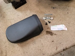 Kawasaki Vulcan EN650 Soziussitz hinten OEM Teil 53066-0735 2015-2025 #MC - Bild 1 von 13