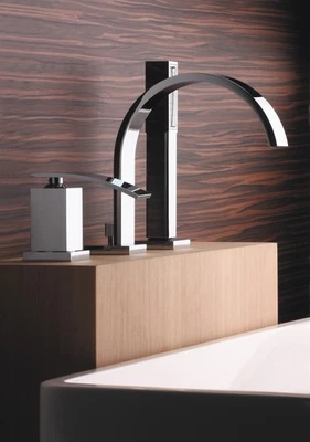 Designer bath rim fittings 3 hole with high spout, diverter and hand shower. Brass - Image 1 of 2