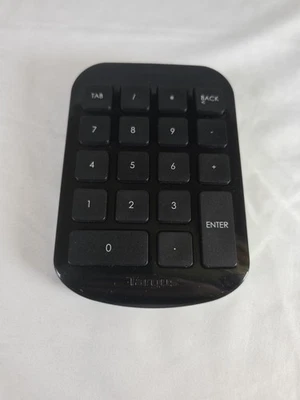 Targus Wireless Numeric Keypad AKP11US w/ Wireless Receiver AKP11AR TESTED - Image 1 of 2
