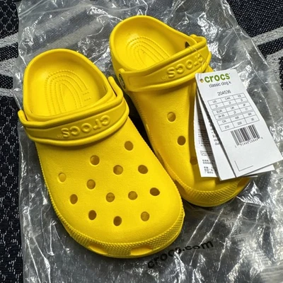 Zuecos Crocs clásicos amarillos para niños talla J3 Foto 1 de 4