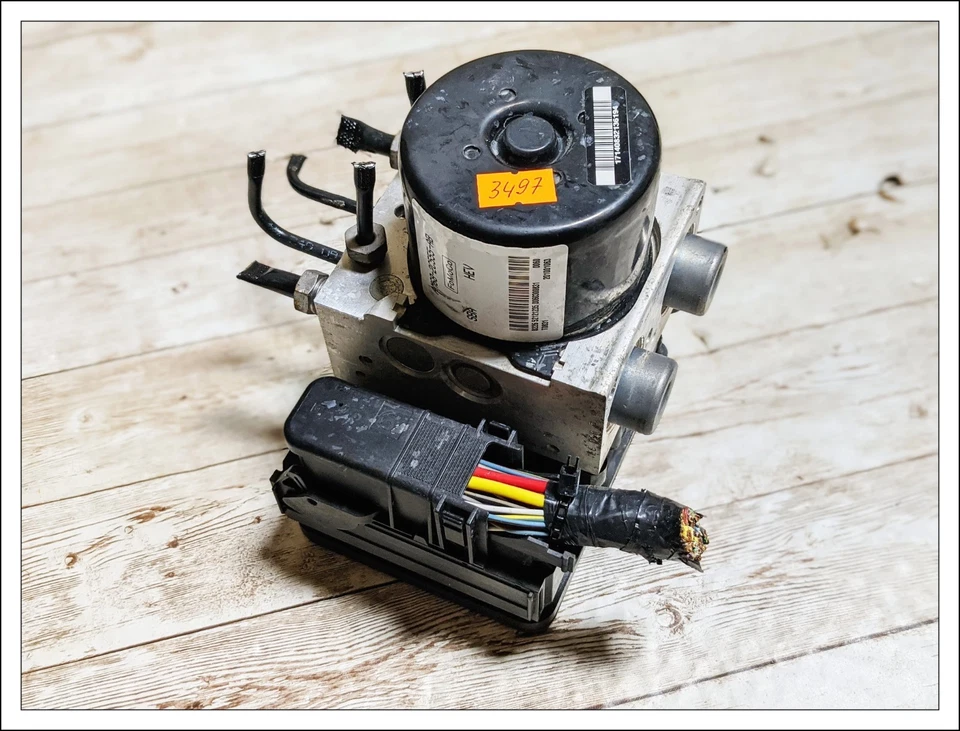 2009 - 2012 年福特 Escape Mariner 混合 ABS 防锁制动泵 AM68-2C555-AC 原始设备制造商 — 第 1/4 张图片