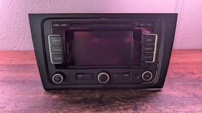 VW RNS 310 Navigationsradio 3C0035270B – Passat Golf Touran – ohne Radiocode - Bild 1 von 4