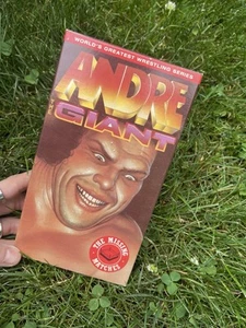 WWF Wrestlemania IV VHS Tape 1998, Hulk Hogan vs Andre the Giant - Picture 1 of 4