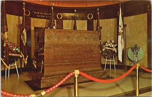 Jetzt gehört er den Zeiten - Lincoln Grab - Springfield, Illinois Postkarte - Bild 1 von 2