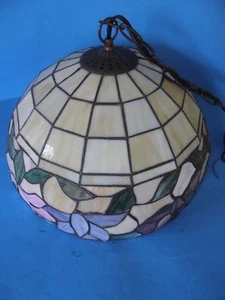 VINTAGE CHICAGO MOSAIC STAINED LEADED GLASS CEILING 3 LAMP SHADE - Picture 1 of 11