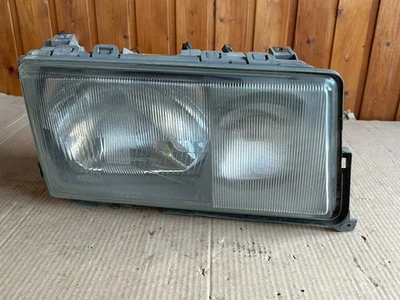 Faro proiettore anteriore destro Mercedes Benz W201 190e 190d Bosch A2018207661 J525 - Immagine 1 di 4